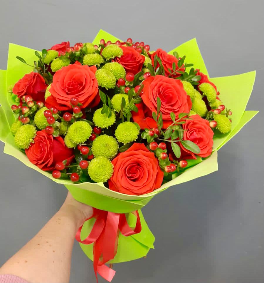 Букет цветов из: Хризантемы и Розы в Добруни