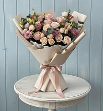 Букет цветов из:  Розы и Лизиантусы в Добруни