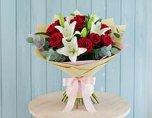 Букет цветов из:  Лилии и Розы #REPLACE_PRED# Добруни