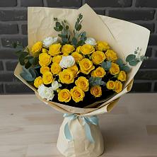 Букет цветов из:  Розы в Добруни