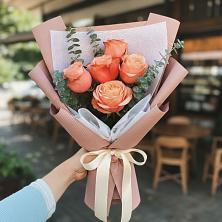 Букет цветов из:  Розы в Добруни