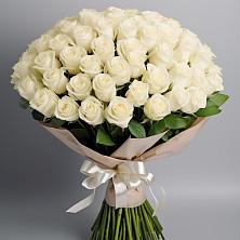 Букет 101 беля роза Белоснежка в Добруни
