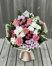 Букет цветов из:  Альстромерии, Гвоздики, Розы и Хризантемы в Добруни