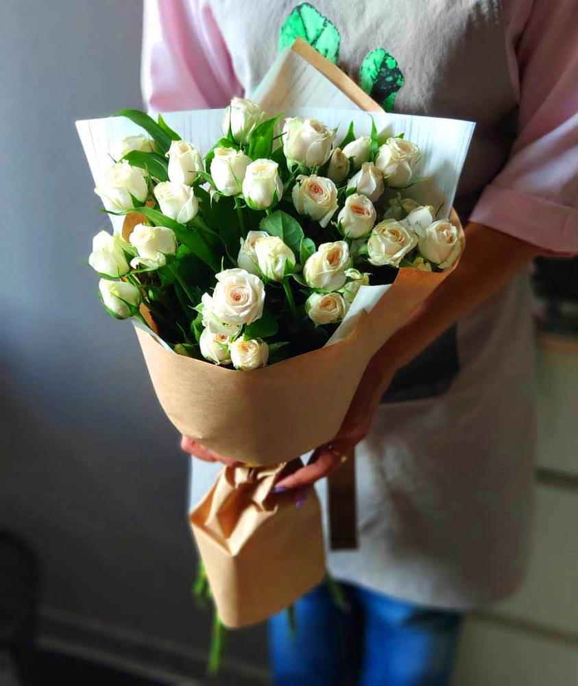 Букет цветов из: Розы в Добруни