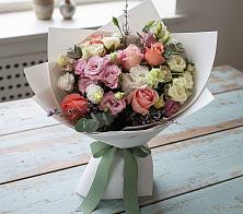 Букет цветов из:  Розы, Лизиантусы и Гвоздики в Добруни