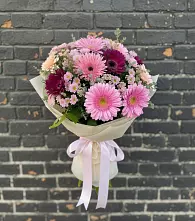 Букет цветов из:  Герберы и Хризантемы в Добруни