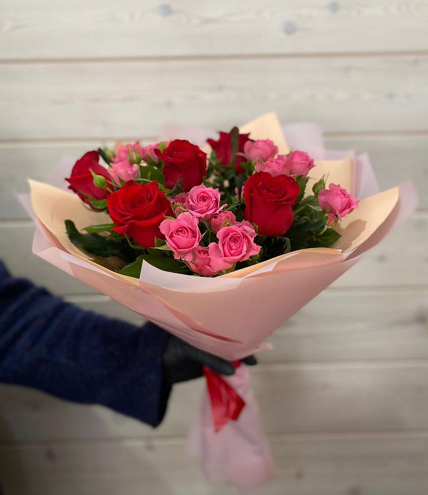 Букет цветов из: Розы в Добруни