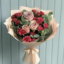 Букет цветов из:  Гвоздики и Розы в Добруни