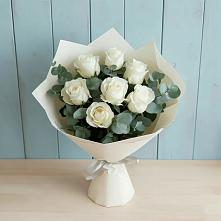 Букет Белые розы в Эвкалипте в Добруни