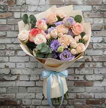 Букет цветов из:  Розы, Лизиантусы и Гвоздики в Добруни
