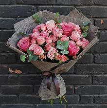 Букет цветов из:  Розы в Добруни